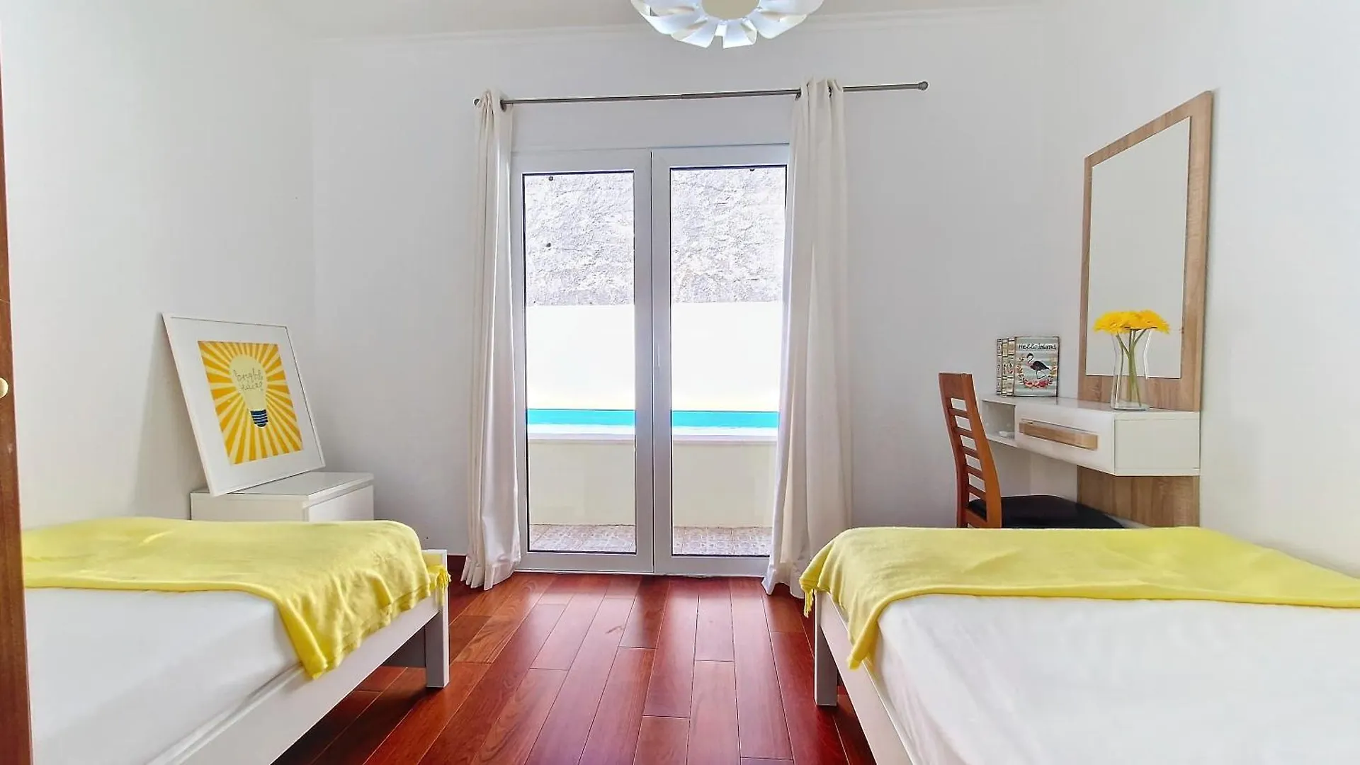 Casa Eleanor By Lovelystay Calheta  Holiday home
