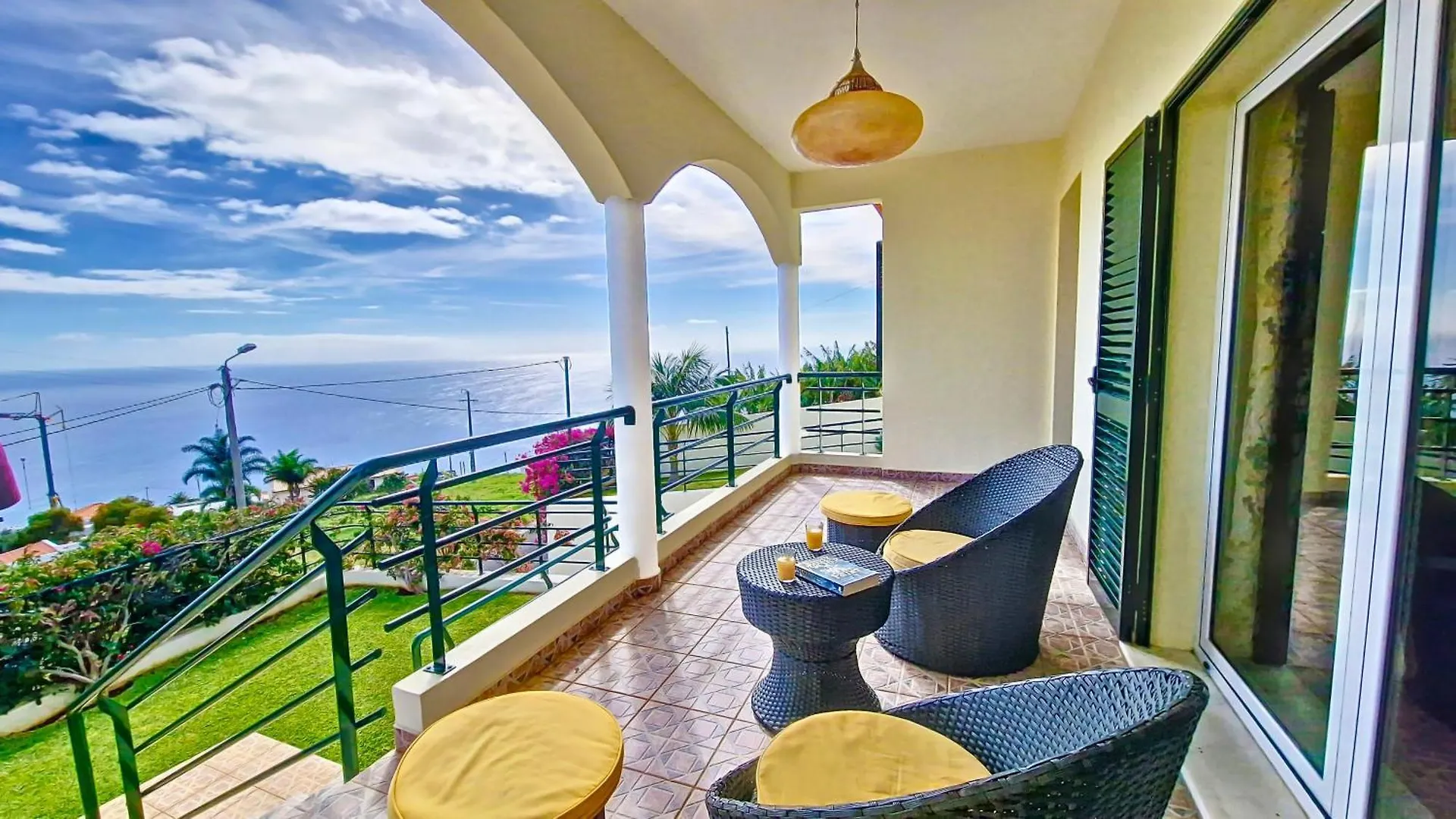 Casa Eleanor By Lovelystay Calheta  Holiday home Calheta (Madeira)